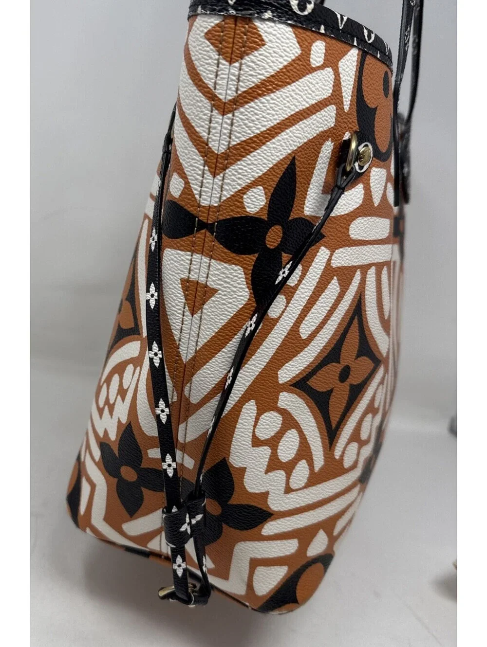 Louis Vuitton Crafty Monogram Neverful